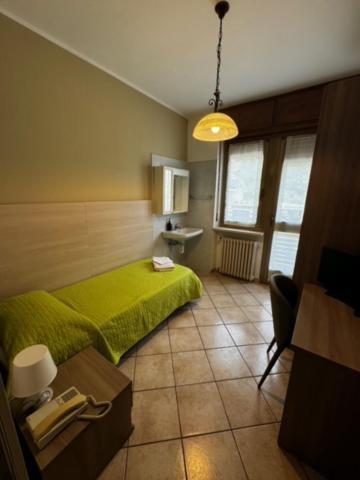Albergo Carla Пон-Сен-Мартен Экстерьер фото